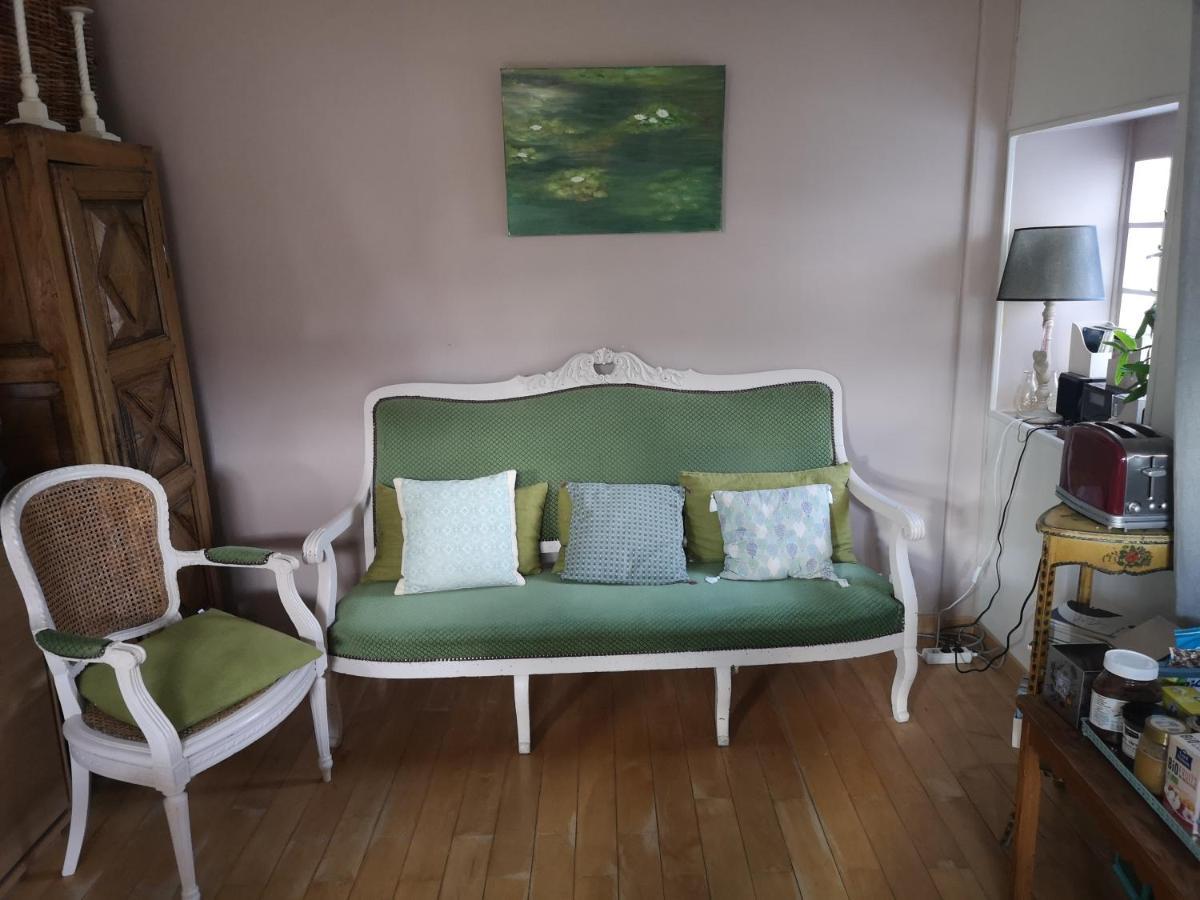 Chambre En Ville Dans Un Esprit Campagne Troyes Bagian luar foto